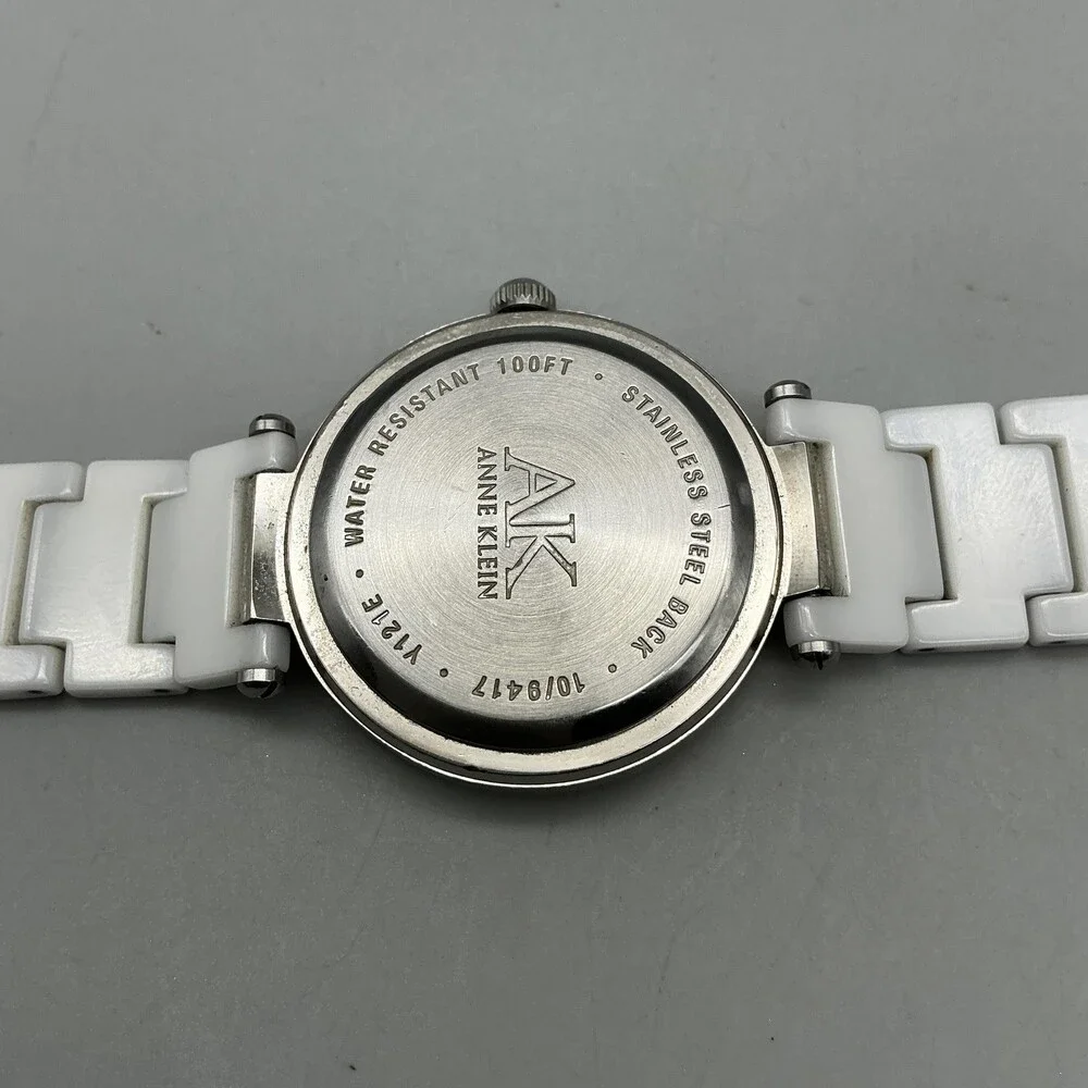 Anne Klein see photos